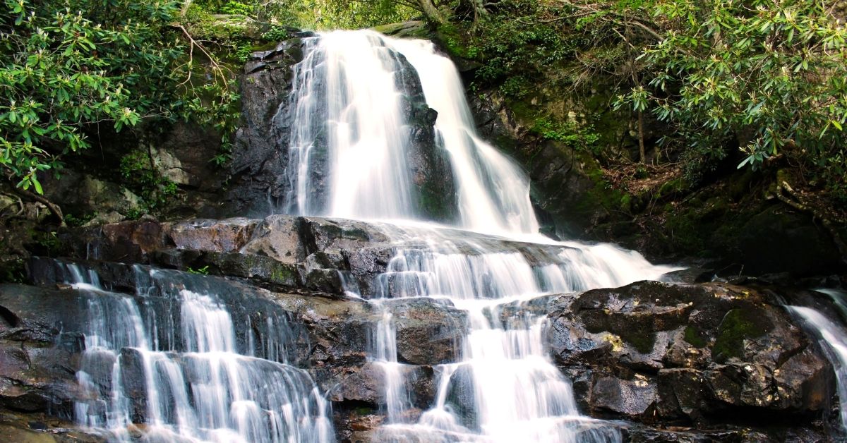 The Beautiful Hidden Waterfalls in the Smoky Mountains